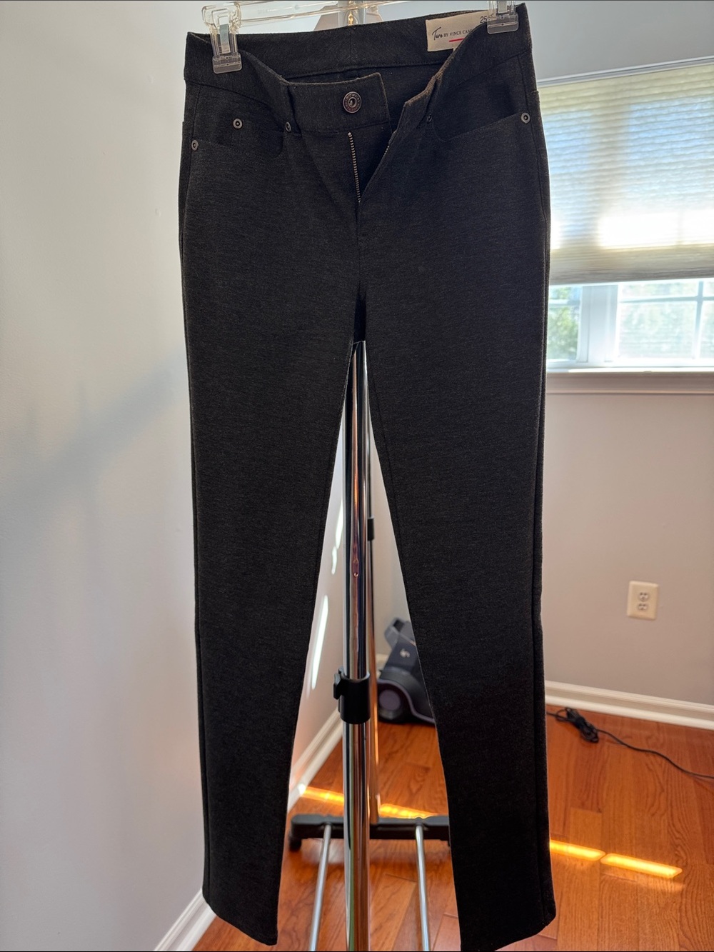 Two by Vince Camuto Black Straight-Leg Pants